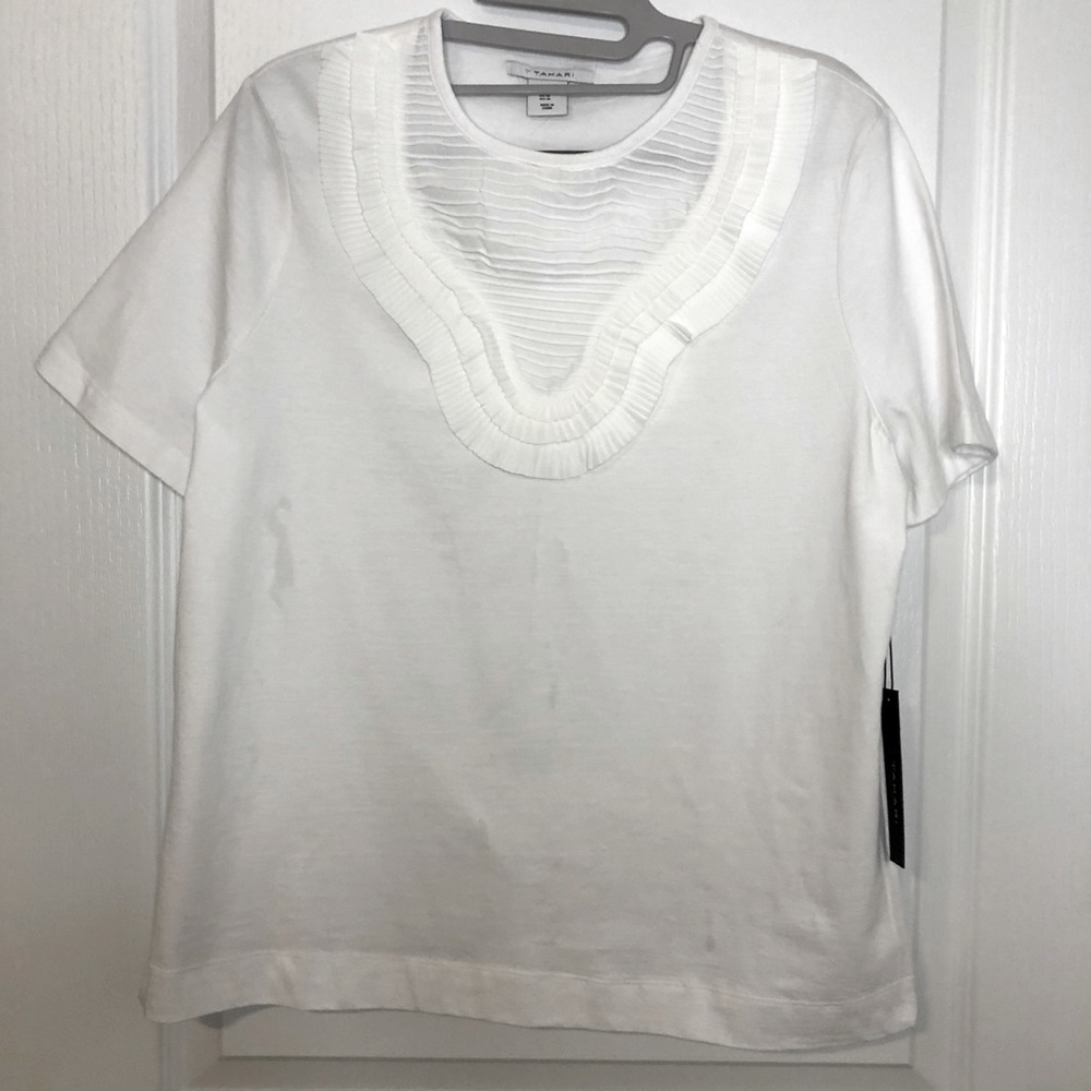 T Tahari shirt